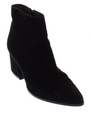 Dámské boty  Paola Ferri, Velikost 36, Barva Černá, Cena  1 483,00 Kč