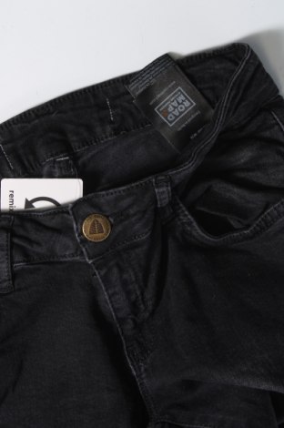 Dámské džíny , Velikost M, Barva Černá, Cena  111,00 Kč