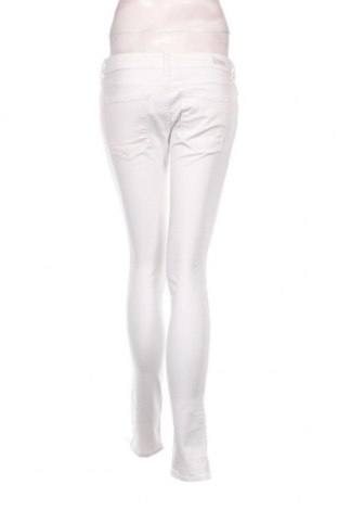 Damen Jeans Cimarron, Größe M, Farbe Weiß, Preis € 12,56