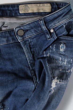 Damskie jeansy Diesel, Rozmiar M, Kolor Niebieski, Cena 170,55 zł