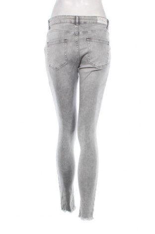 Dámske džínsy  ONLY, Veľkosť S, Farba Sivá, Cena  4,36 €