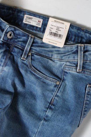 Дамски дънки Pepe Jeans, Размер S, Цвят Син, Цена 161,11 лв.