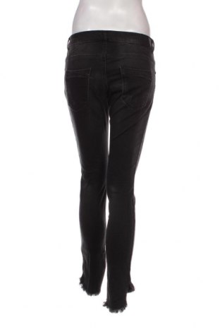 Γυναικείο Τζίν Sisley, Μέγεθος M, Χρώμα Γκρί, Τιμή 6,01 €