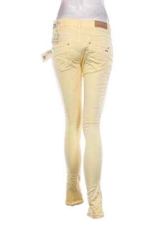 Damen Jeans Zabaione, Größe S, Farbe Gelb, Preis 6,73 €