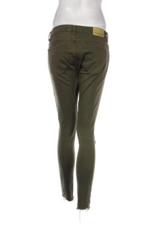Дамски дънки Zara, Размер S, Цвят Зелен, Цена 15,95 лв.