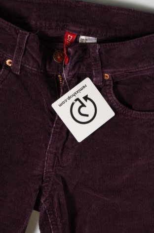 Дамски джинси H&M Divided, Размер XS, Цвят Лилав, Цена 8,70 лв.