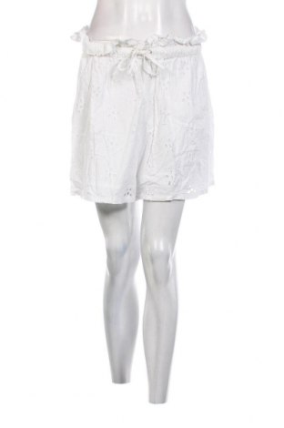 Γυναικείο κοντό παντελόνι ASOS, Μέγεθος M, Χρώμα Λευκό, Τιμή 6,00 €