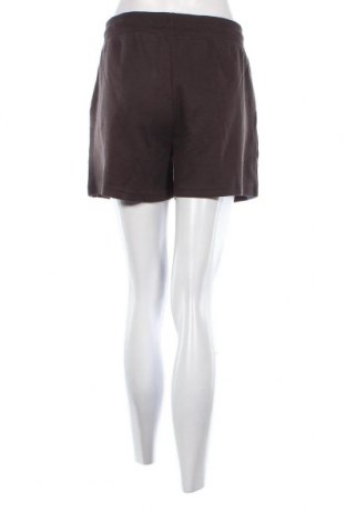 Pantaloni scurți de femei Bench, Mărime XL, Culoare Maro, Preț 35,53 Lei