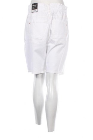 Дамски къс панталон Blue Fire Co, Размер XL, Цвят Бял, Цена 13,64 лв.
