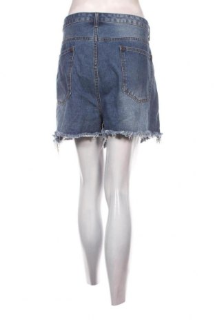 Γυναικείο κοντό παντελόνι Boohoo, Μέγεθος 3XL, Χρώμα Μπλέ, Τιμή 11,75 €