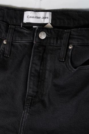 Damen Shorts Calvin Klein Jeans, Größe S, Farbe Schwarz, Preis 70,28 €