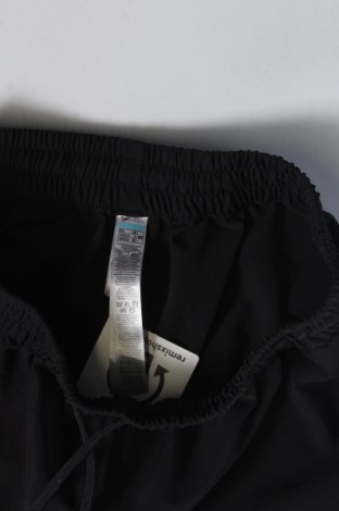 Дамски къс панталон Censored, Размер S, Цвят Черен, Цена 10,56 лв.