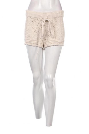 Damen Shorts Cropp, Größe S, Farbe Ecru, Preis 3,68 €
