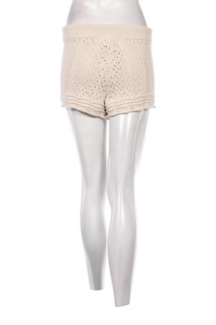 Γυναικείο κοντό παντελόνι Cropp, Μέγεθος S, Χρώμα Εκρού, Τιμή 3,81 €