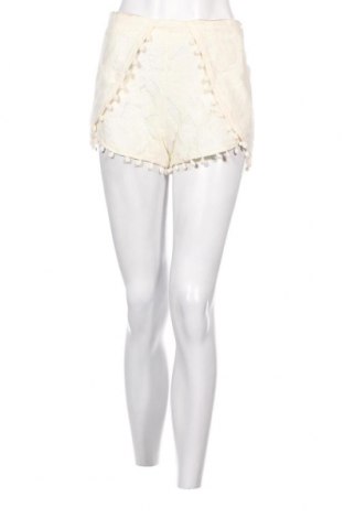 Γυναικείο κοντό παντελόνι Guess, Μέγεθος M, Χρώμα Εκρού, Τιμή 48,00 €