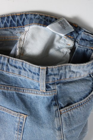 Дамски къс панталон H&M, Размер M, Цвят Син, Цена 10,26 лв.