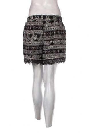 Γυναικείο κοντό παντελόνι Molly Bracken, Μέγεθος M, Χρώμα Μαύρο, Τιμή 37,11 €