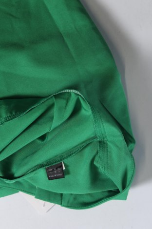 Pantaloni scurți de femei SHEIN, Mărime S, Culoare Verde, Preț 49,87 Lei