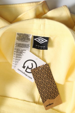 Дамски къс панталон Umbro, Размер L, Цвят Жълт, Цена 14,04 лв.