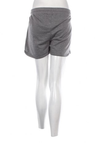 Дамски къс панталон Willard, Размер XL, Цвят Сив, Цена 15,50 лв.