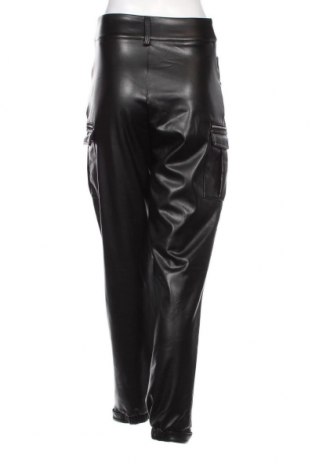 Γυναικείο παντελόνι δερμάτινο Meshki, Μέγεθος S, Χρώμα Μαύρο, Τιμή 15,00 €