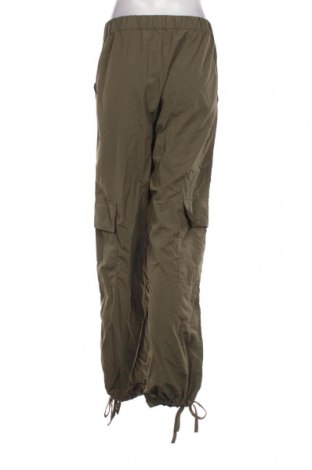 Damenhose, Größe M, Farbe Grün, Preis € 12,49