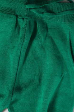 Pantaloni de femei, Mărime S, Culoare Verde, Preț 13,32 Lei