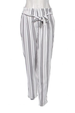 Γυναικείο παντελόνι Amisu, Μέγεθος M, Χρώμα Λευκό, Τιμή 9,00 €