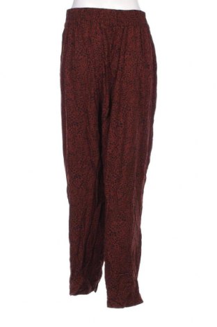 Дамски панталон Belle Curve, Размер 3XL, Цвят Многоцветен, Цена 13,34 лв.