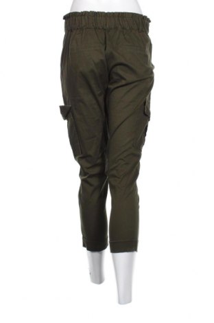 Pantaloni de femei Bershka, Mărime S, Culoare Verde, Preț 103,93 Lei