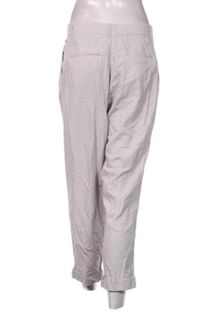 Дамски панталон COS, Размер M, Цвят Сив, Цена 31,85 лв.