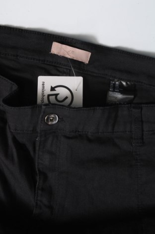 Dámské kalhoty  H&M, Velikost 3XL, Barva Černá, Cena  462,00 Kč