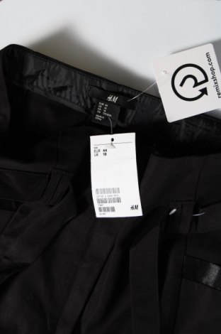 Дамски панталон H&M, Размер XL, Цвят Черен, Цена 46,00 лв.