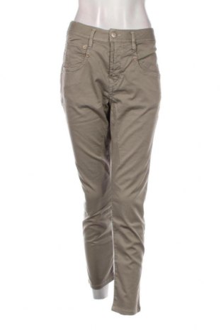 Дамски панталон Herrlicher, Размер XL, Цвят Зелен, Цена 21,90 лв.