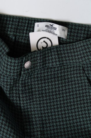 Дамски панталон Hollister, Размер S, Цвят Зелен, Цена 87,00 лв.