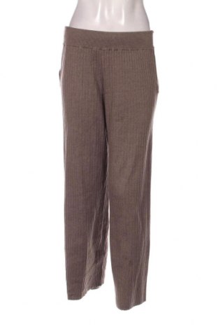 Pantaloni de femei I Say, Mărime M, Culoare Maro, Preț 30,62 Lei