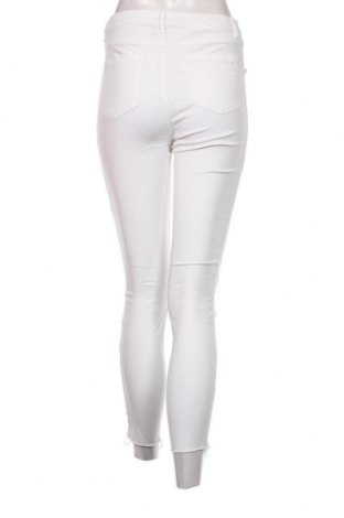 Damenhose Janina, Größe S, Farbe Weiß, Preis 15,00 €