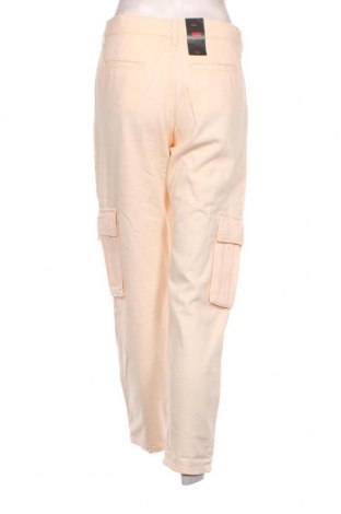 Дамски панталон Levi's, Размер S, Цвят Розов, Цена 146,00 лв.