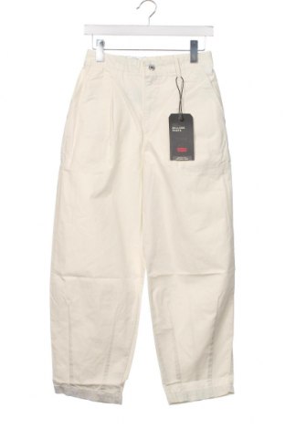 Дамски панталон Levi's, Размер XS, Цвят Екрю, Цена 146,00 лв.