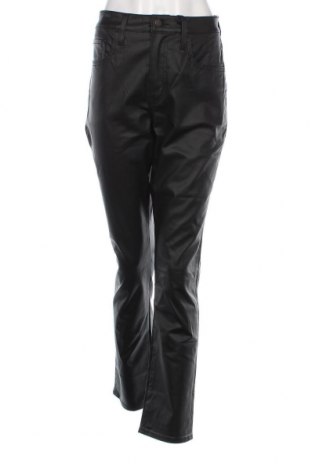 Дамски панталон Levi's, Размер M, Цвят Черен, Цена 80,30 лв.