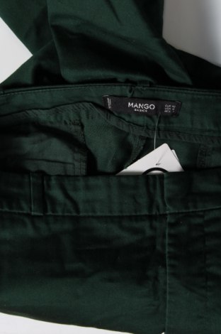 Дамски панталон Mango, Размер L, Цвят Зелен, Цена 10,00 лв.