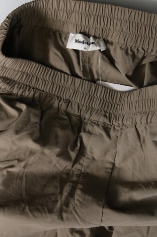 Γυναικείο παντελόνι Modstrom, Μέγεθος XS, Χρώμα Πράσινο, Τιμή 5,15 €