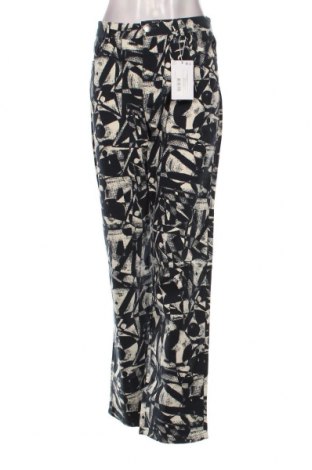 Γυναικείο παντελόνι Monki, Μέγεθος XL, Χρώμα Πολύχρωμο, Τιμή 11,87 €