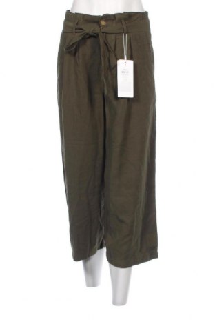 Дамски панталон ONLY, Размер S, Цвят Зелен, Цена 24,30 лв.