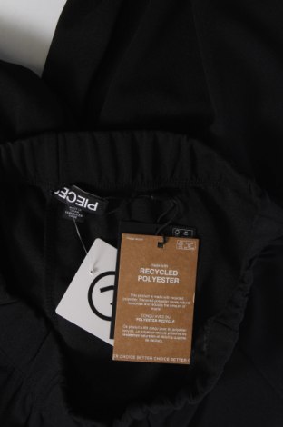 Дамски панталон Pieces, Размер S, Цвят Черен, Цена 14,58 лв.