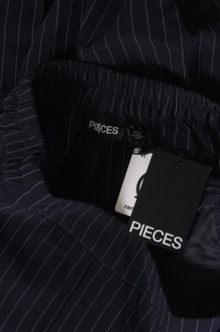 Γυναικείο παντελόνι Pieces, Μέγεθος M, Χρώμα Πολύχρωμο, Τιμή 2,78 €