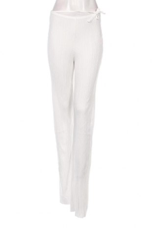 Γυναικείο παντελόνι Pretty Little Thing, Μέγεθος M, Χρώμα Λευκό, Τιμή 2,37 €