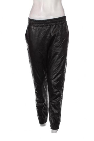 Pantaloni de femei Rinascimento, Mărime S, Culoare Negru, Preț 93,48 Lei