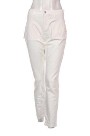 Дамски панталон Selected Femme, Размер M, Цвят Бял, Цена 53,41 лв.