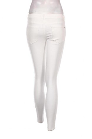 Γυναικείο παντελόνι Sinsay, Μέγεθος S, Χρώμα Λευκό, Τιμή 17,94 €